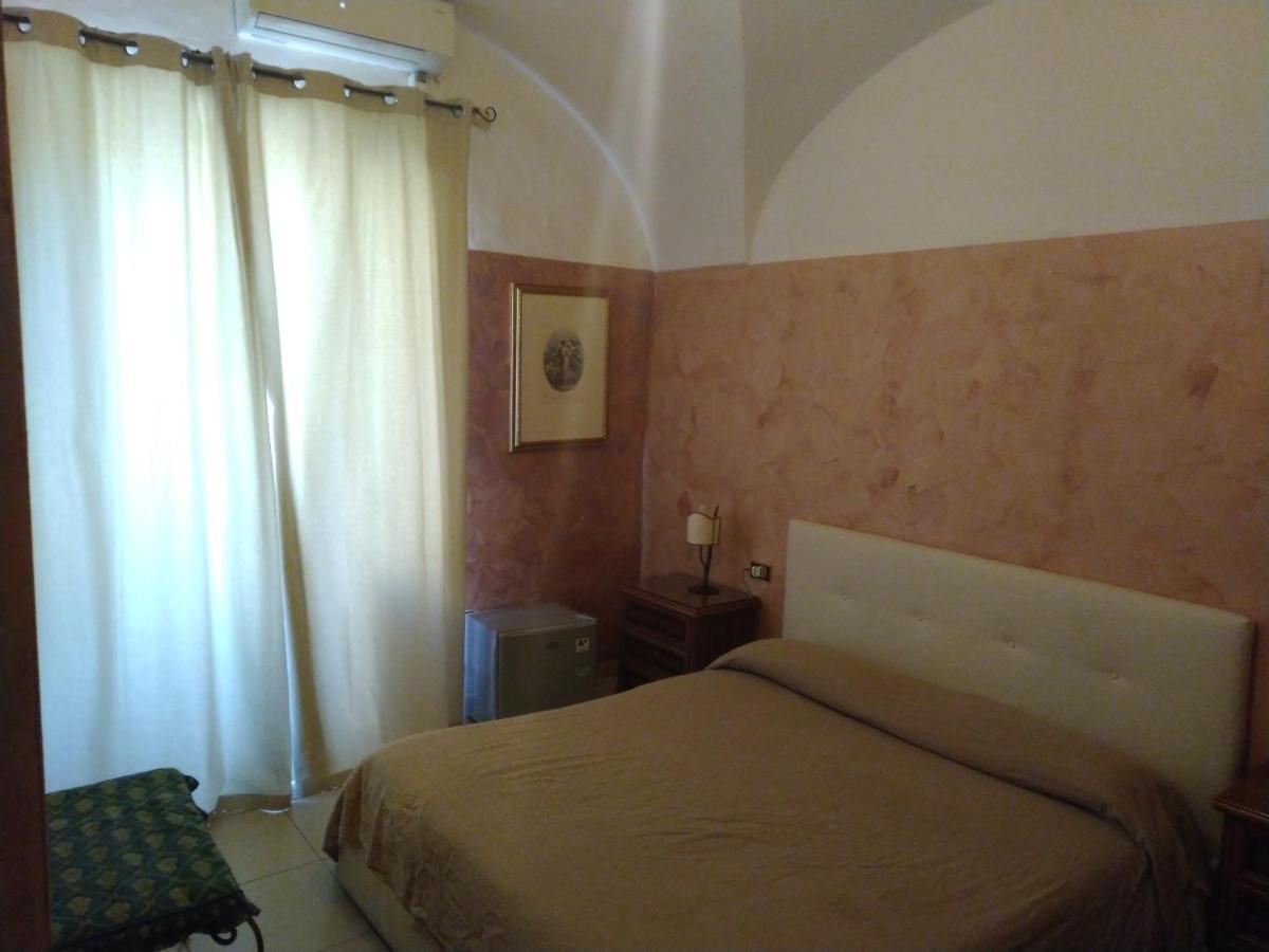 Hotel Centrale Europa Κατάνια Εξωτερικό φωτογραφία