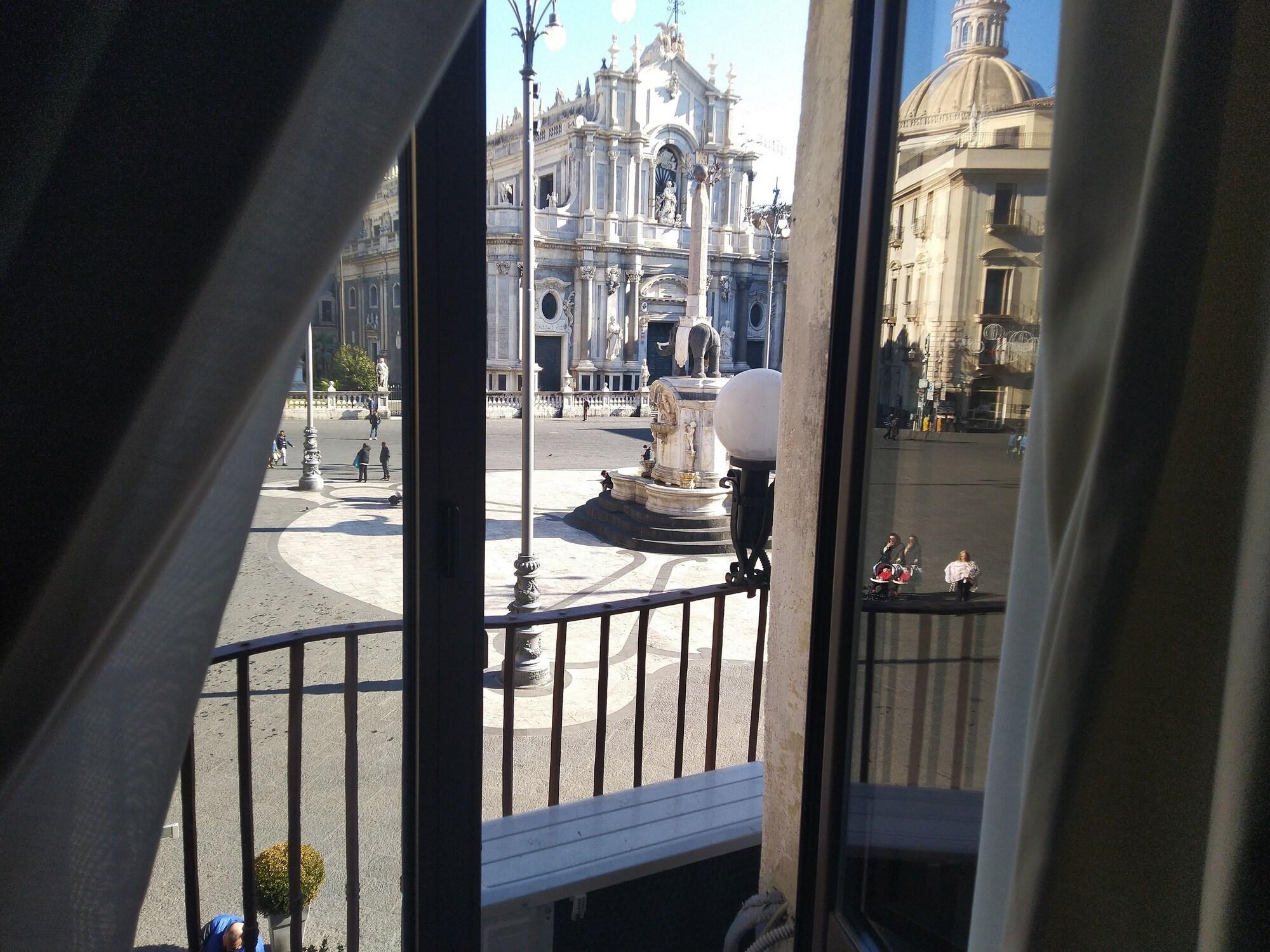 Hotel Centrale Europa Κατάνια Εξωτερικό φωτογραφία
