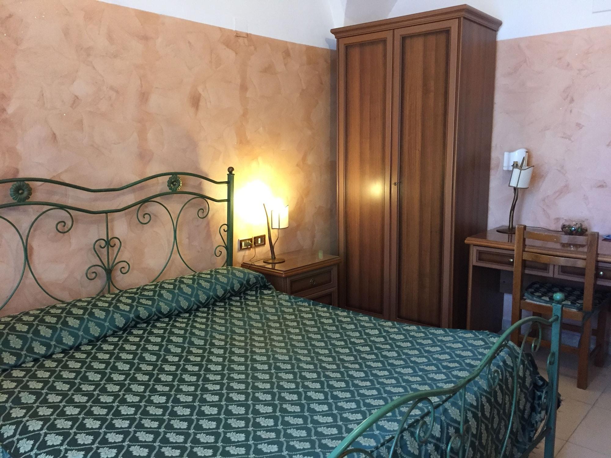 Hotel Centrale Europa Κατάνια Εξωτερικό φωτογραφία