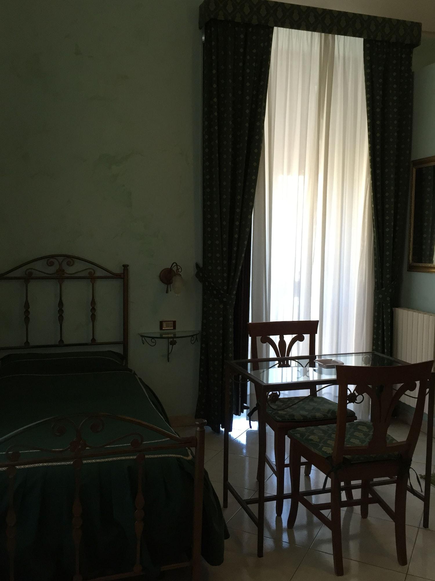Hotel Centrale Europa Κατάνια Εξωτερικό φωτογραφία