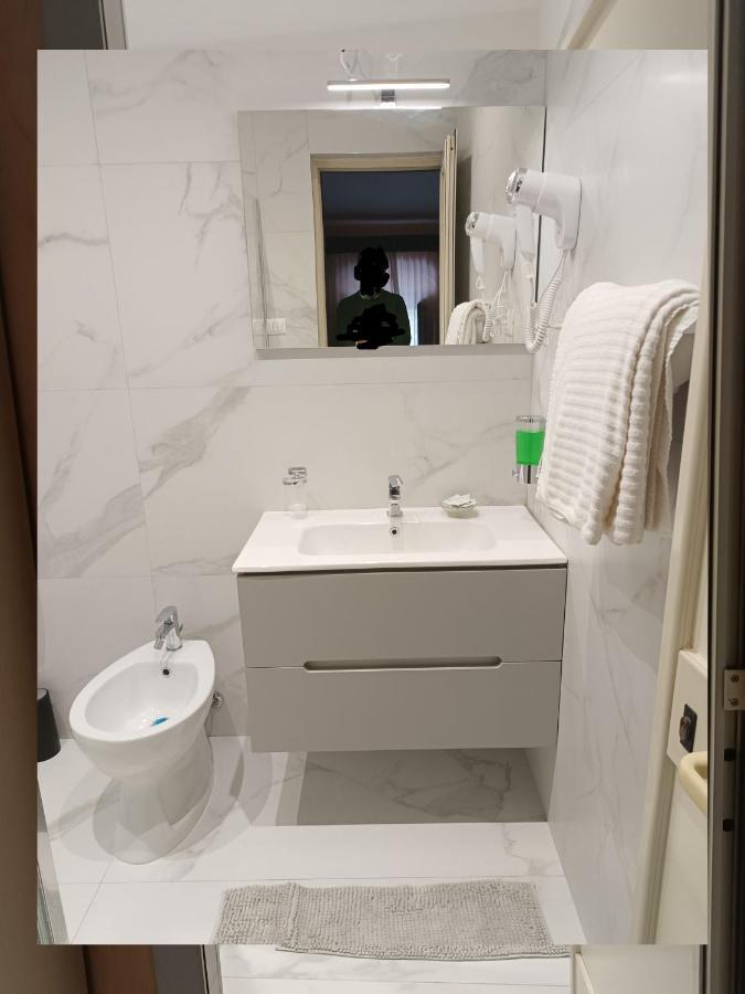 Hotel Centrale Europa Κατάνια Εξωτερικό φωτογραφία